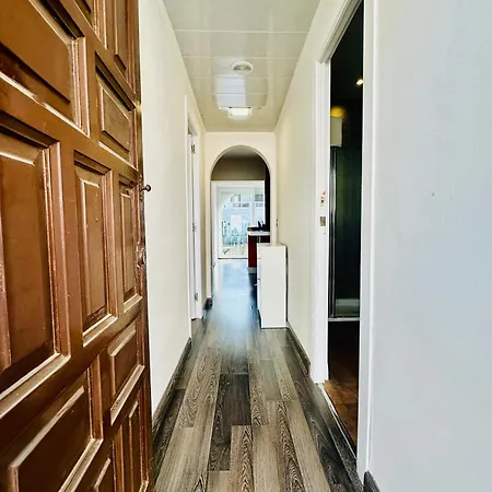 Piso Acogedor Con Jardin En El Canal